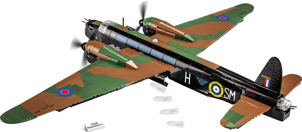 Image of COBI #5723 dropping bombs from aft