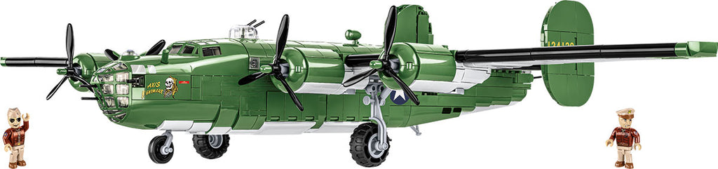 Side view image of COBI #5739 B-24 liberator with crew
