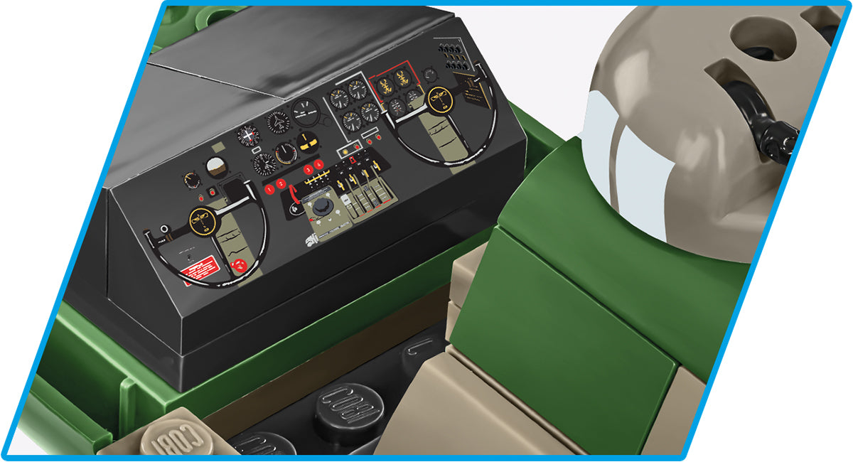 COBI Executive Edition Boeing B-17F Flying Fortress "Memphis Belle" Set #5749